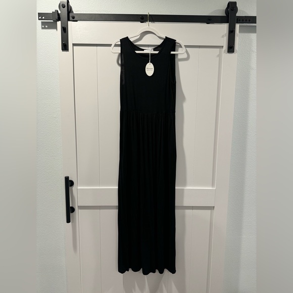 Sleeveless casual maxi with pockets - Picture 6 of 8